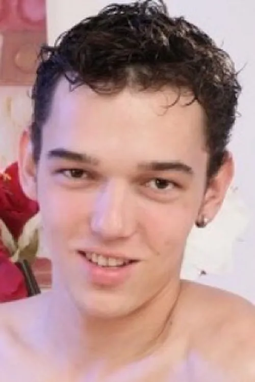 Jerry Friday ha trabajado con Aaron Ares en 2 ocasiones