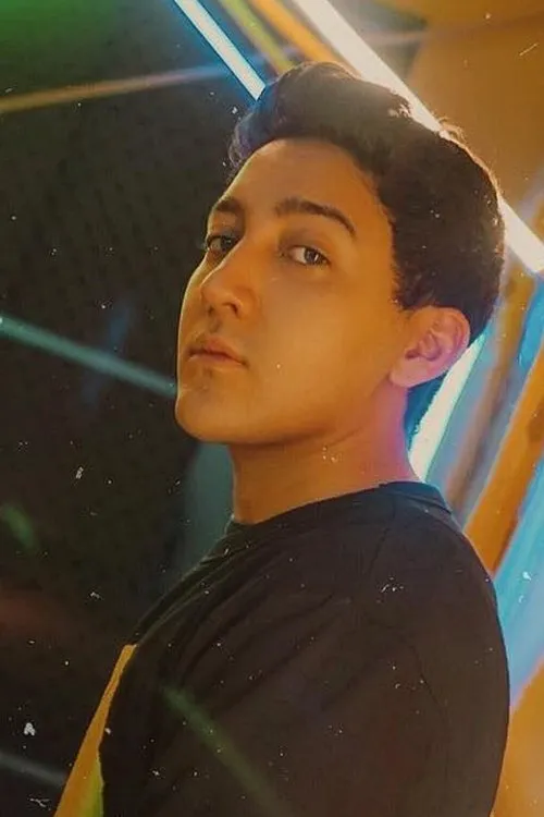 Aaron Ashab en su biografía y filmografía