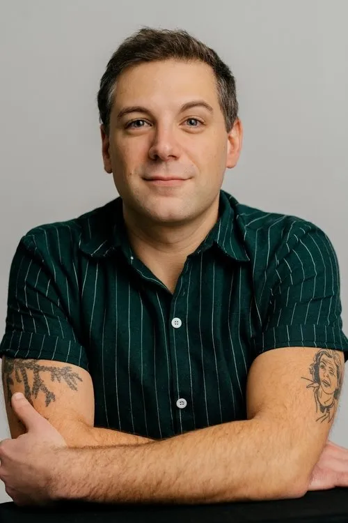 Christopher Dunne ha trabajado con Aaron Harris en 2 ocasiones