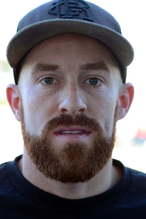 Travis Stenger ha trabajado con Aaron Johnson en 1 ocasiones