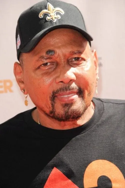 Aaron Neville interpretando a Man with Gun