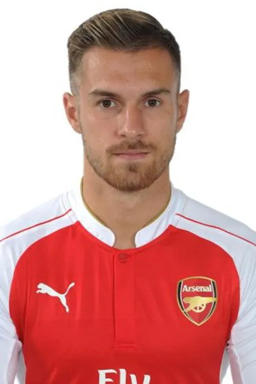 Aaron Ramsey interpretando a Himself