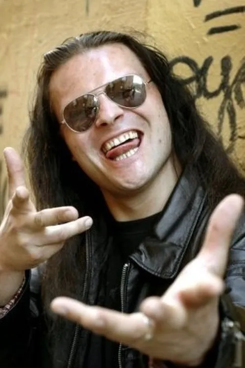 Alex Wank ha trabajado con Abbath Doom Occulta en 1 ocasiones
