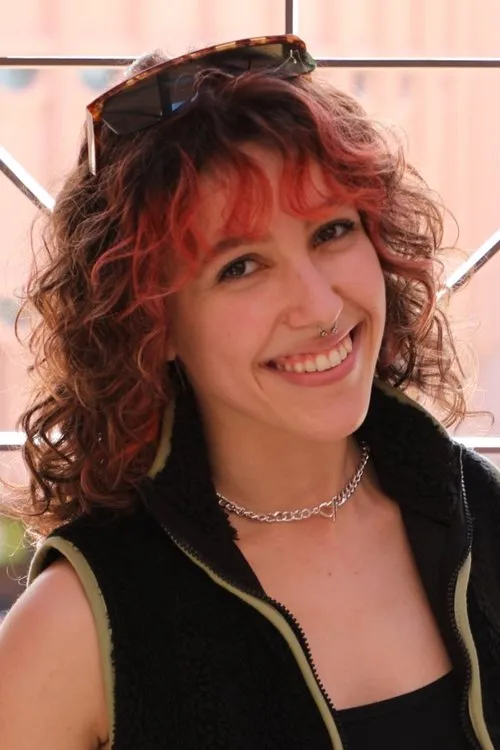 Joseph Young ha trabajado con Abby Dortch en 1 ocasiones