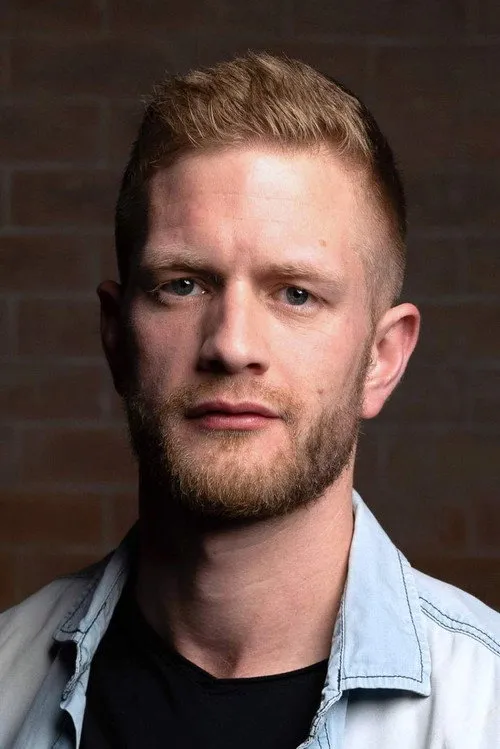 Abel Knobel — personaje: Du Toit Meyer