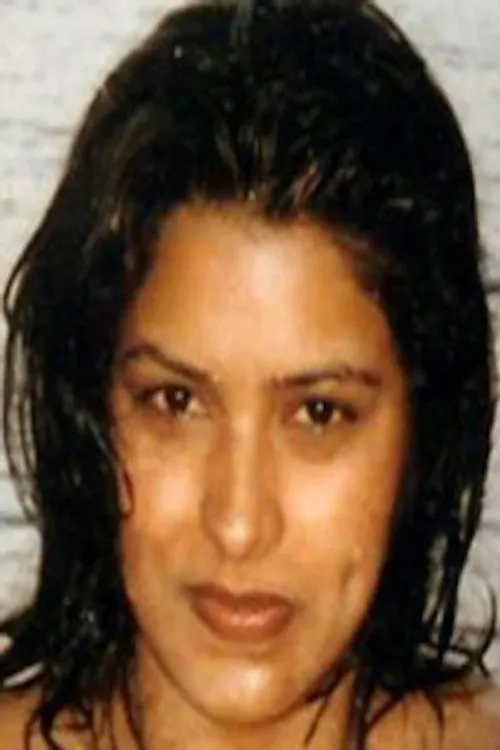 Shafeeq ha trabajado con Abhilasha en 1 ocasiones