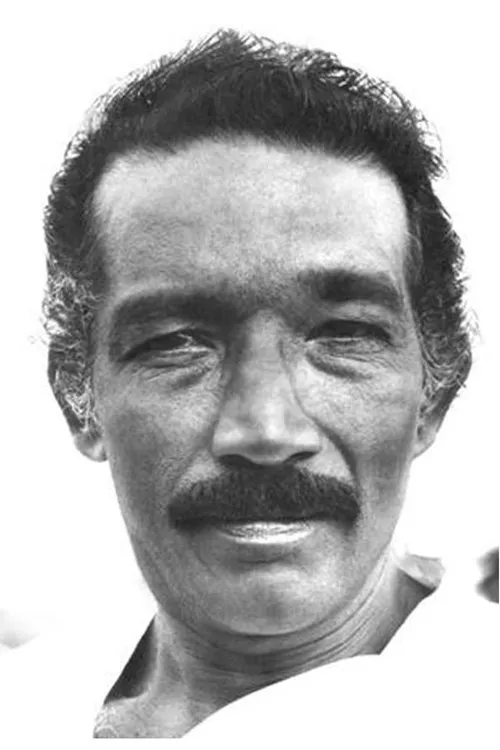 Achankunju interpretando a Panthalam Kurup