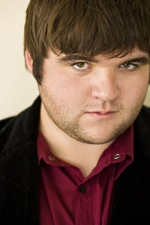 Adam Cagley interpretando a Donald Wallace