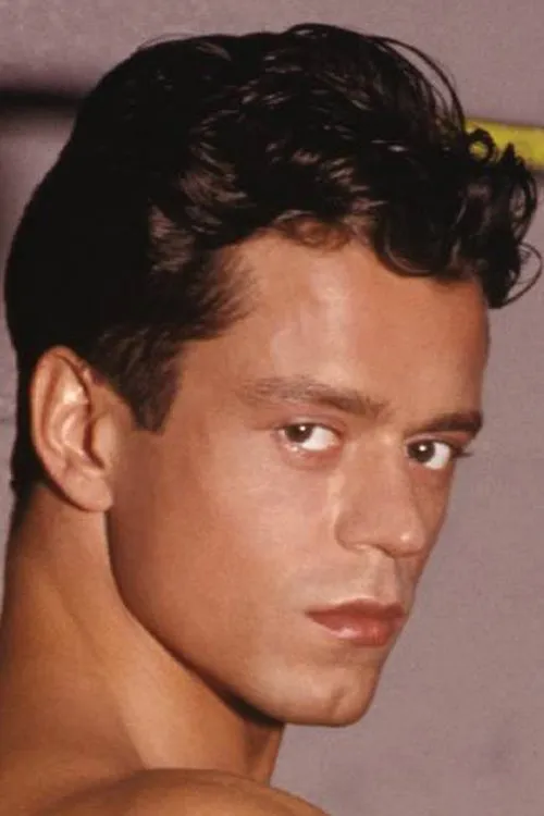 Steve Sparks ha trabajado con Adam Rom en 2 ocasiones