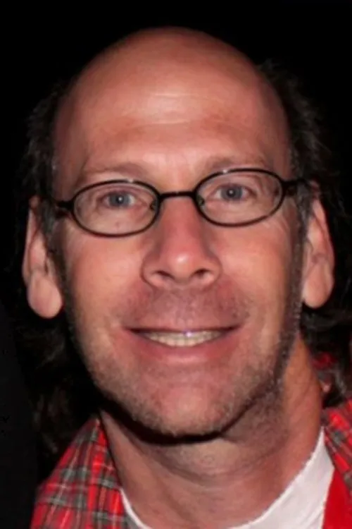 Adam Wood interpretando a 