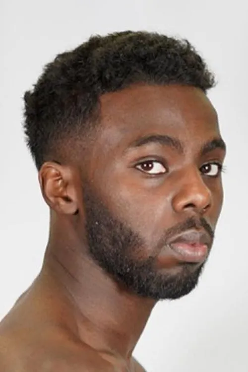 Adan Mohamed interpretando a Self