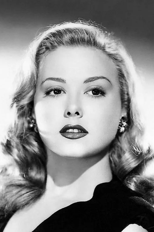 Gene Gary ha trabajado con Adele Mara en 2 ocasiones