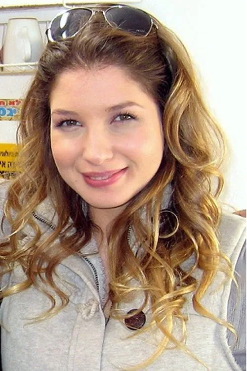 Angel Bonanni ha trabajado con Adi Himelbloy en 1 ocasiones