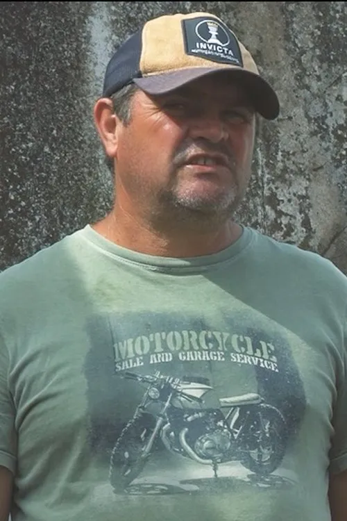 Adão Cardinal ha trabajado con Adílio dos Santos en 1 ocasiones