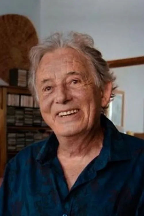 Adrian Cooper interpretando a Himself