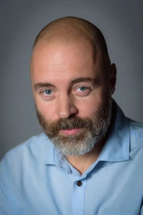 Ionut Rusu ha trabajado con Adrian Cucu en 1 ocasiones