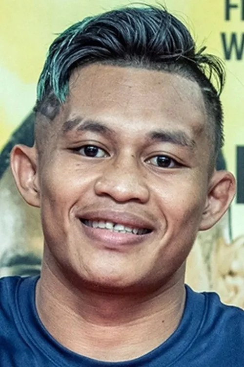 Amir Naseri ha trabajado con Adrian Mattheis en 1 ocasiones