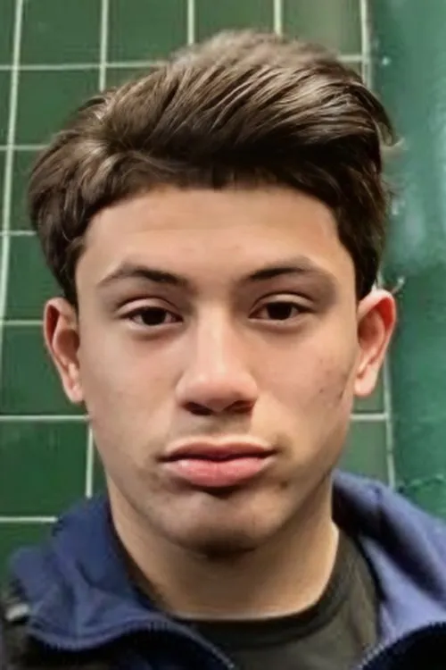 Luis Fernando Saavedra ha trabajado con Adrian Serrano en 1 ocasiones