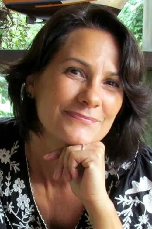 Adriana Broux en su biografía y filmografía