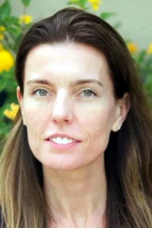 Noah Cyrus ha trabajado con Adrianna Belan en 1 ocasiones