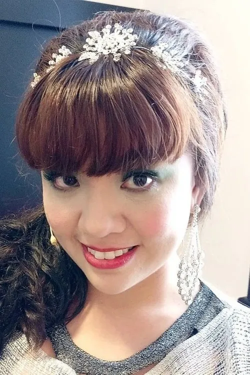 Annicka Dolonius ha trabajado con Adrienne Vergara en 1 ocasiones