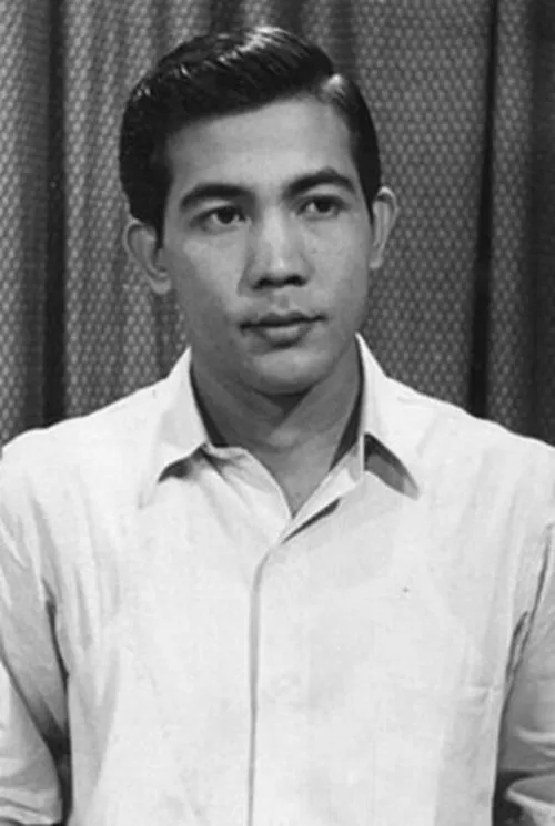 Mitr Chaibancha ha trabajado con Adul Dulyarat en 2 ocasiones