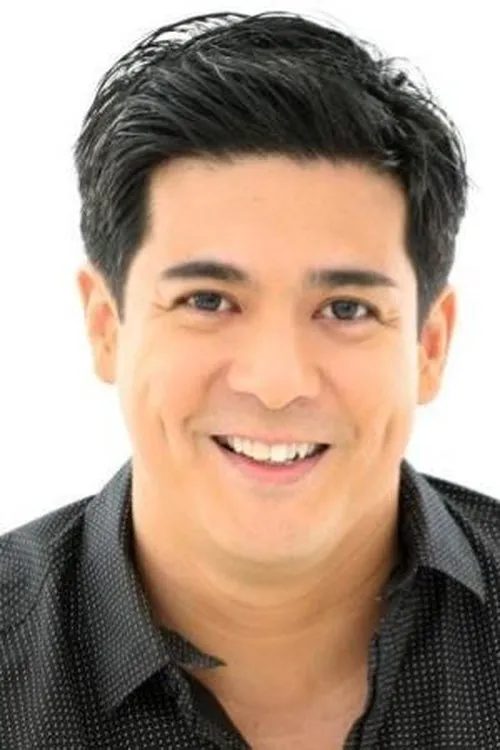 Aga Muhlach interpretando a Allan Bonifacio