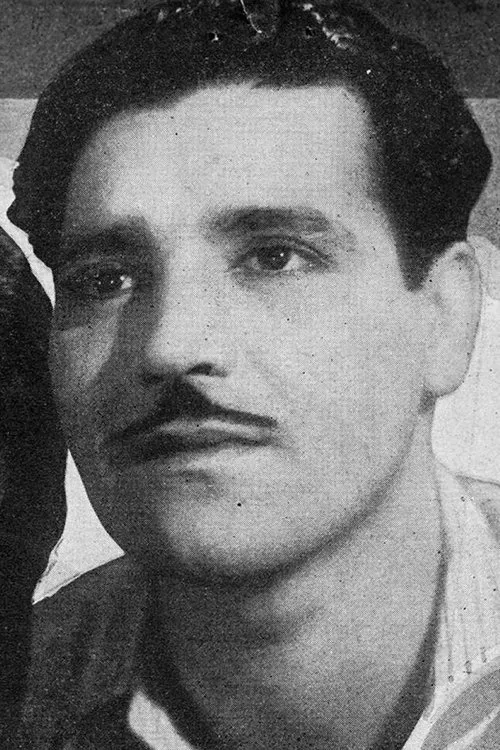 Agha interpretando a Murari Lal