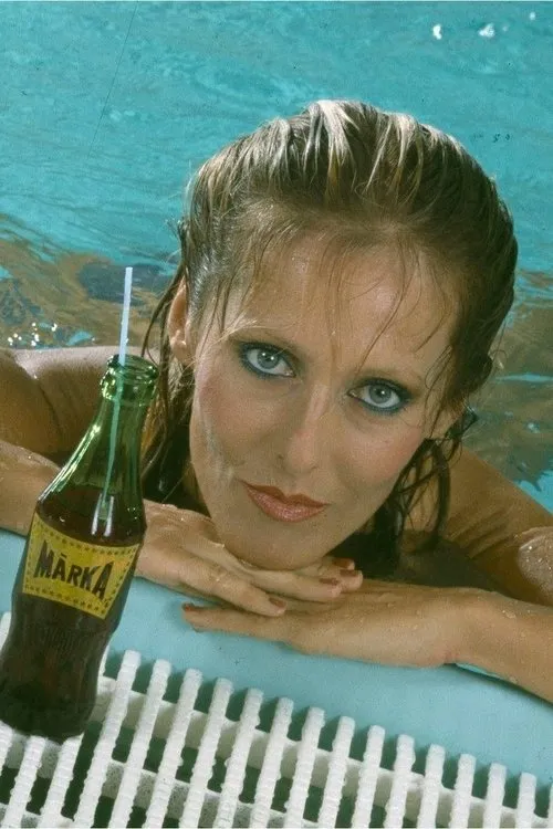 Ágnes Pataki interpretando a advertising model