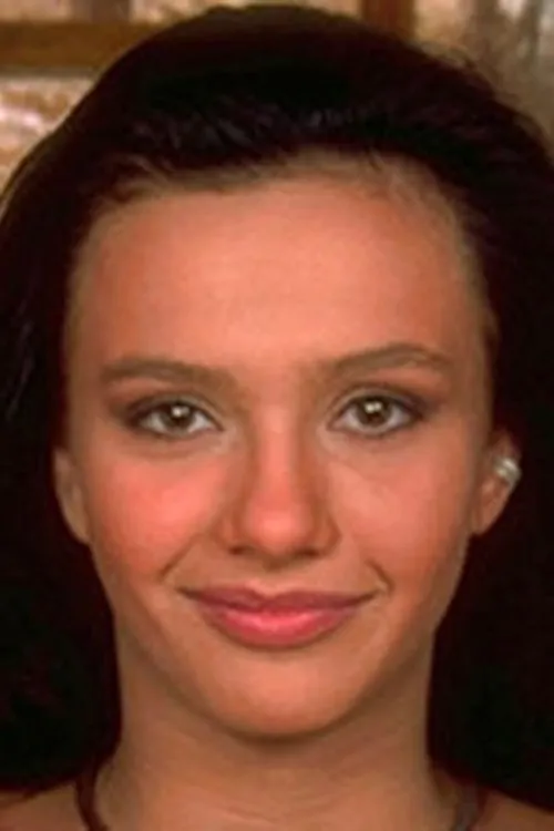 Agnes Tilli interpretando a Flurtz Guard