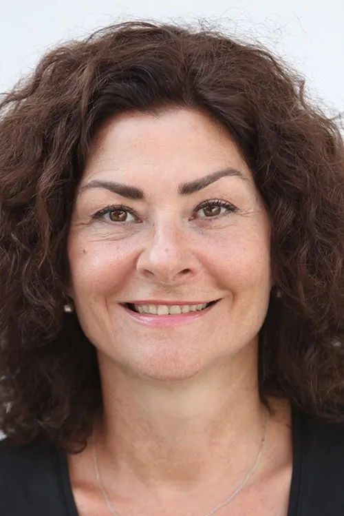 Serhan Yavas ha trabajado con Ahenk Demir en 1 ocasiones