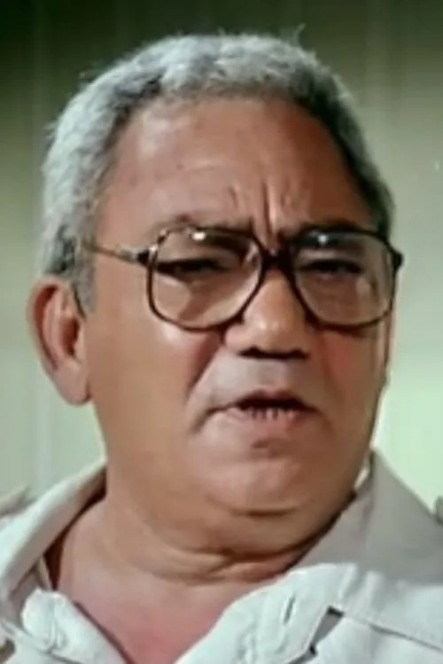 Mohamed Abu Hasheesh ha trabajado con Ahmed Abu Abiya en 4 ocasiones