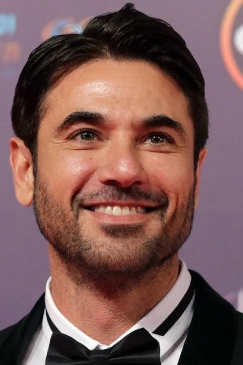 Amir Salah ha trabajado con Ahmed Ezz en 1 ocasiones