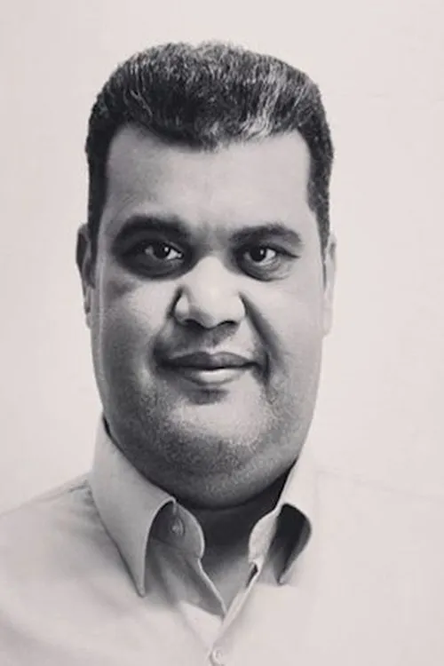 Ahmed Fathy interpretando a ?? ????