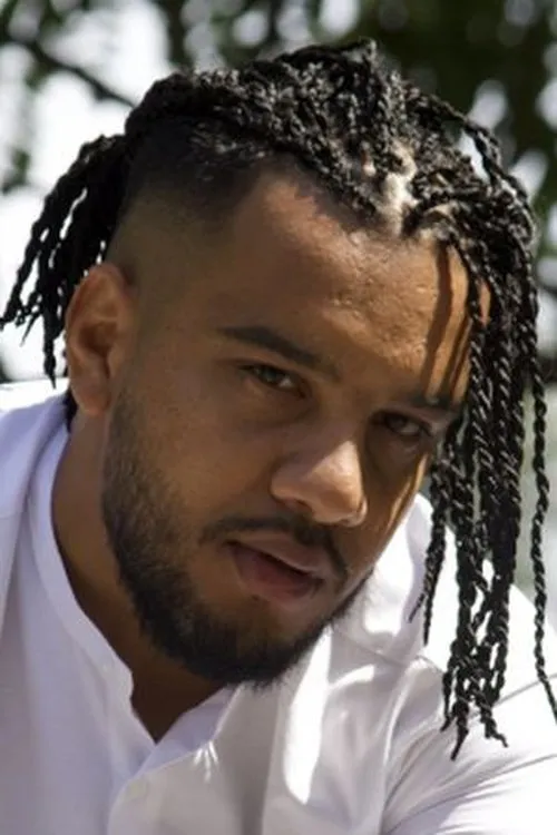 Chris Makodi ha trabajado con Ahmed Hamdi en 1 ocasiones