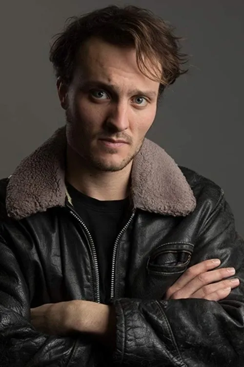 Sam Robert Muik ha trabajado con Aidan Ritchie en 1 ocasiones