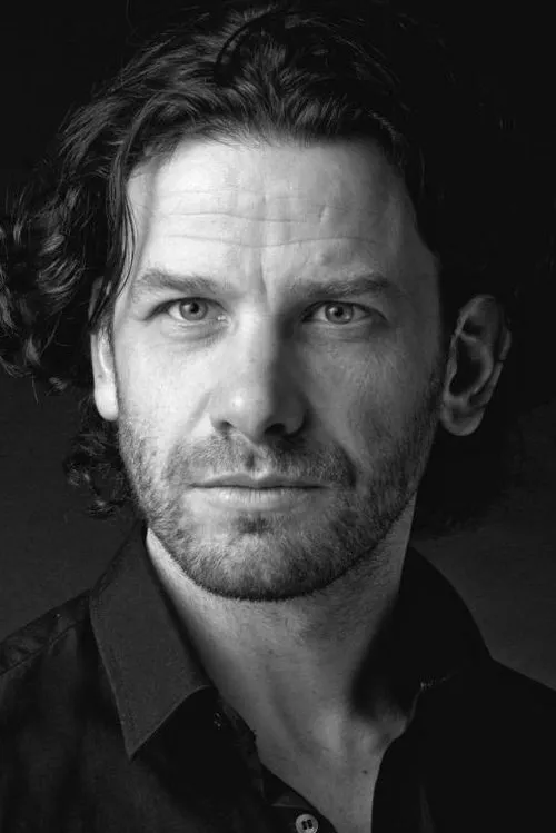 Aiden Condron en su biografía y filmografía