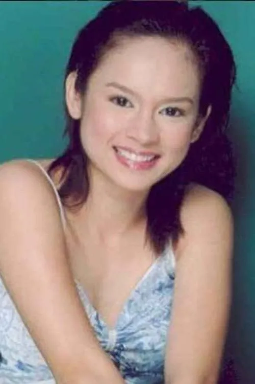 Aiza Marquez interpretando a Emma (segment