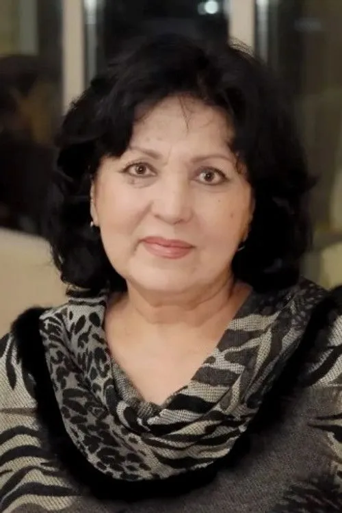 ????? ????????? ha trabajado con Айбарчин Бакирова en 1 ocasiones