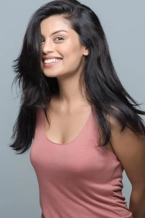 Akanksha Thakur en su biografía y filmografía