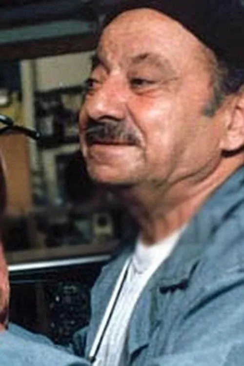 Morteza Ahmadi ha trabajado con Akbar Doudkar en 1 ocasiones