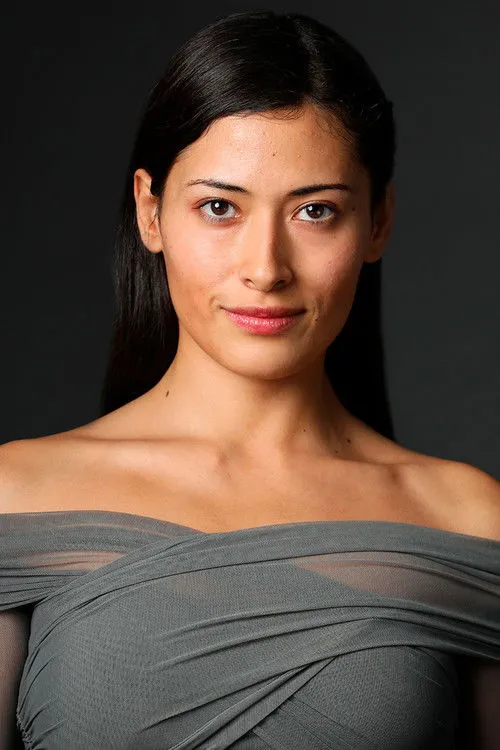 Aketzaly Verástegui interpretando a Meche