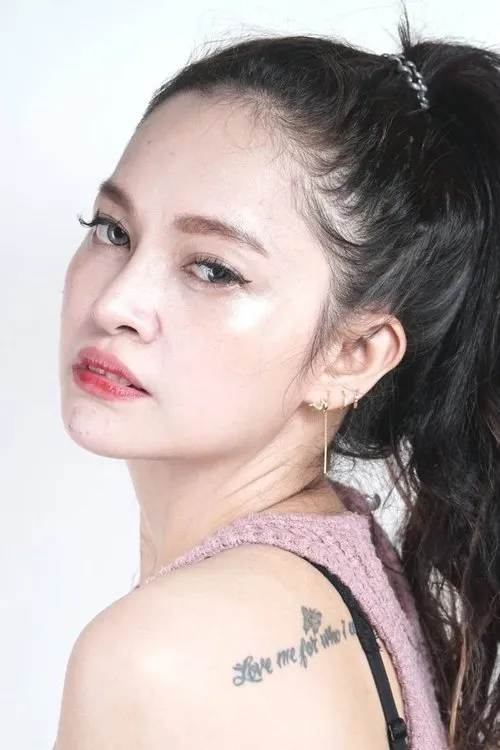 Ava Velasquez ha trabajado con Akira Jimenez en 1 ocasiones