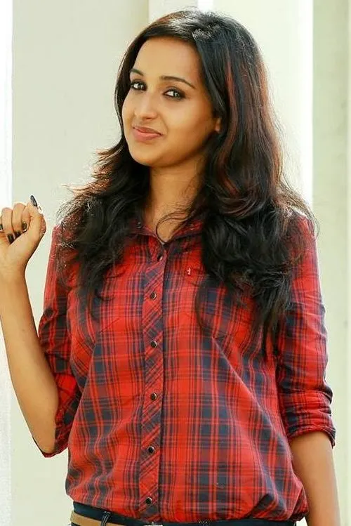 Anju Lal ha trabajado con Akshara Raj en 1 ocasiones