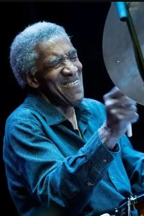 Steve Thornton ha trabajado con Al Foster en 2 ocasiones