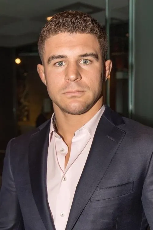 Al Iaquinta interpretando a Self