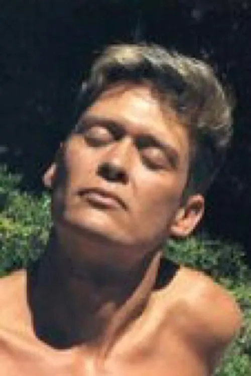 Al Michaels interpretando a archived footage