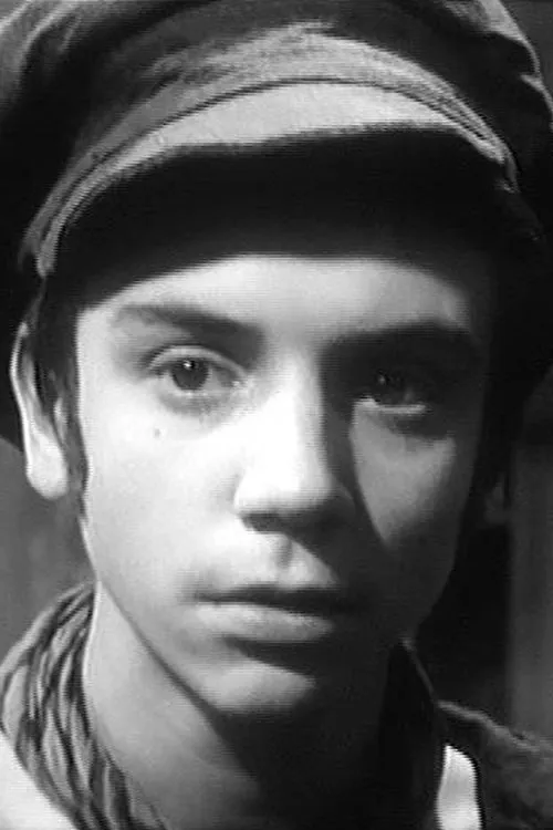 Alain Dekok interpretando a Jules