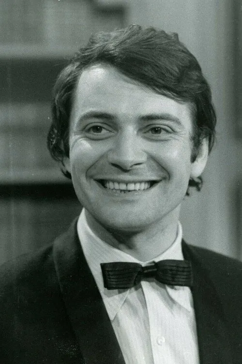 Alain Pralon interpretando a Florent