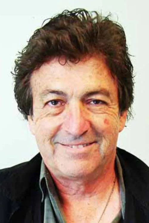 Javier Lopez ha trabajado con Alain St. Clair en 1 ocasiones